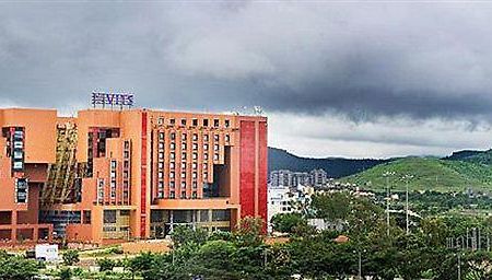 Vits Hotel Pune Dış mekan fotoğraf